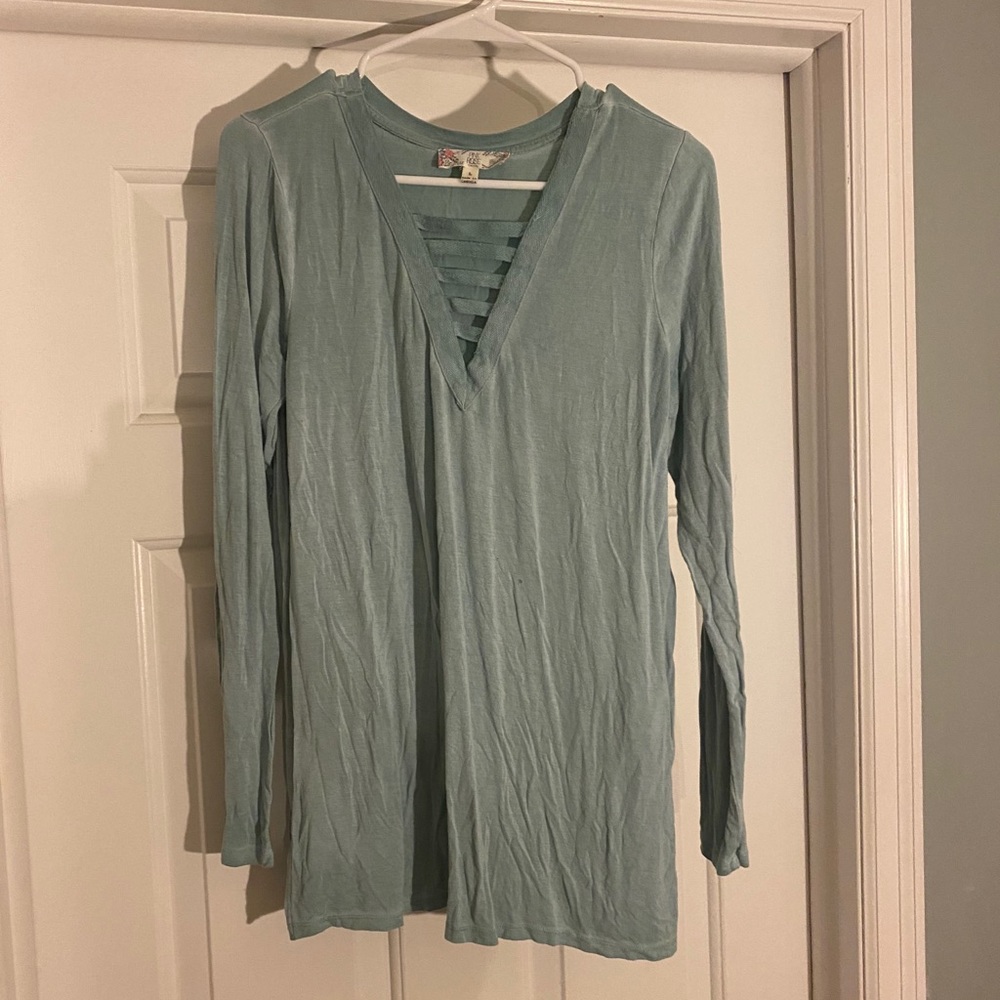 Long sleeve tshirt